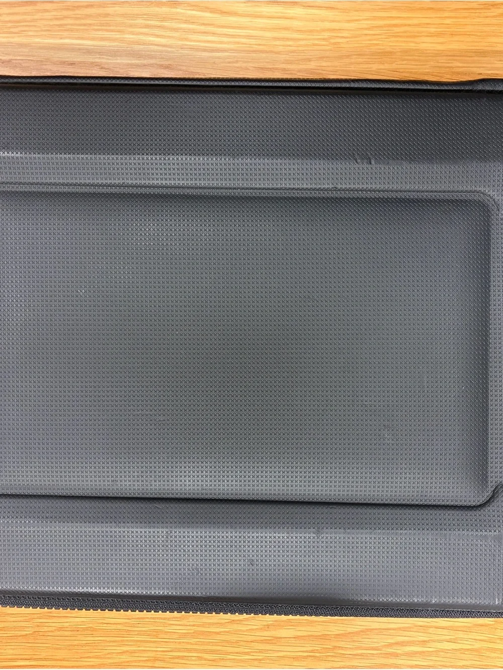 Thule Gauntlet MacBook 14”-13” Laptop Black Hard Shell Case with Zip Closure